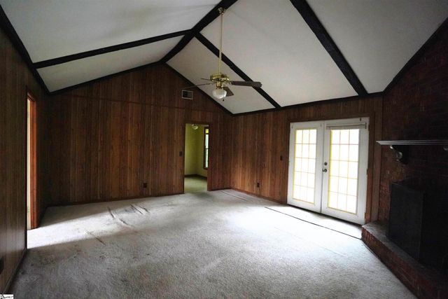 100 Crowndale Drive, Taylors, SC 29687