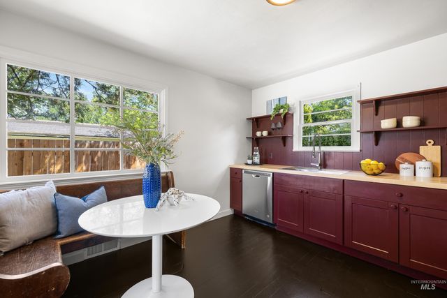 800 S Robert St, Boise, ID 83705