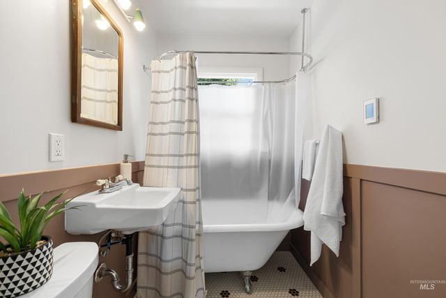 800 S Robert St, Boise, ID 83705