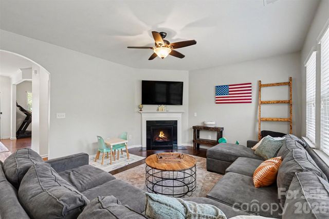 4638 Cecilia Lane, Charlotte, NC 28273
