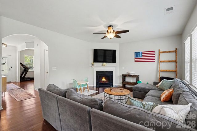 4638 Cecilia Lane, Charlotte, NC 28273