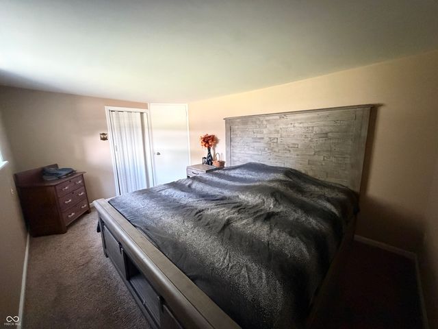 303 E Pat Rady Way, Bainbridge, IN 46105