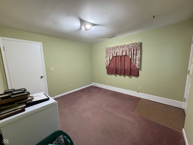 303 E Pat Rady Way, Bainbridge, IN 46105