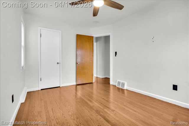 576 Markle Avenue, Pontiac, MI 48340