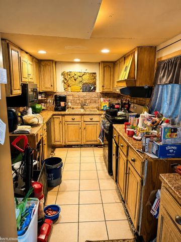 26148 Lamour Street, Harrison Twp, MI 48045