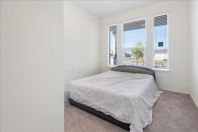 18501 Spotted Eagle LN, Elgin, TX 78621