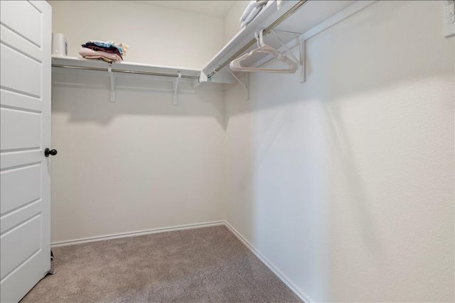 18501 Spotted Eagle LN, Elgin, TX 78621