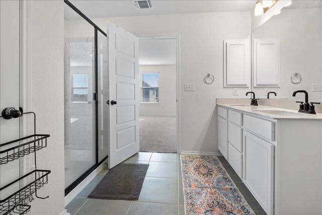 18501 Spotted Eagle LN, Elgin, TX 78621