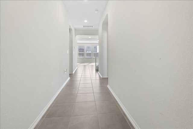 18501 Spotted Eagle LN, Elgin, TX 78621