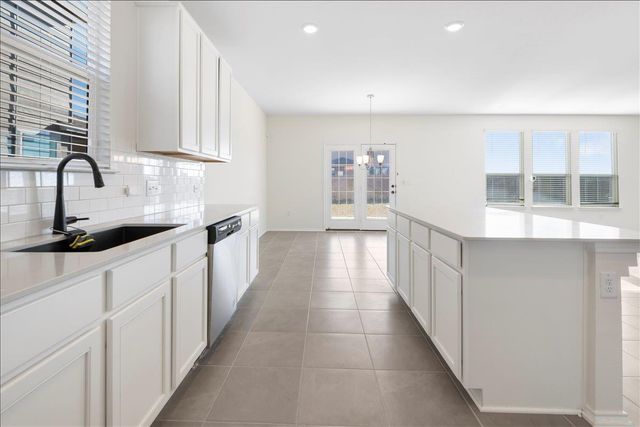 18501 Spotted Eagle LN, Elgin, TX 78621