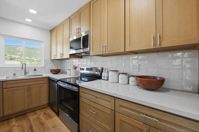 9922 Paseo Montalban, San Diego, CA 92129