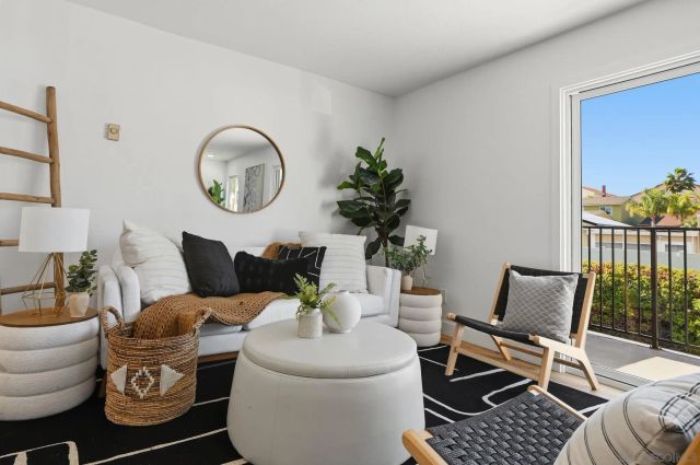 9922 Paseo Montalban, San Diego, CA 92129