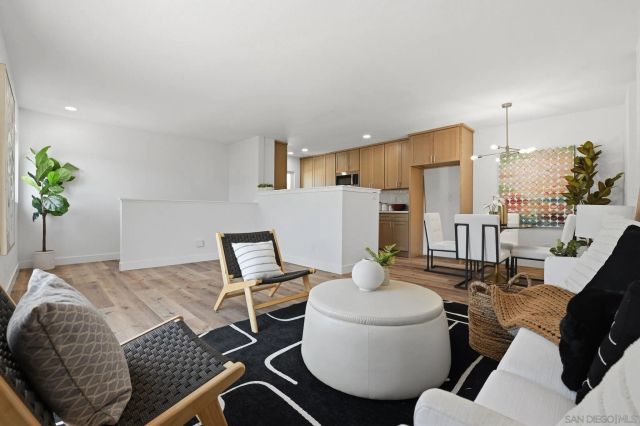 9922 Paseo Montalban, San Diego, CA 92129