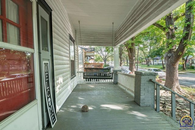 917 SW Warren AVE, Topeka, KS 66606