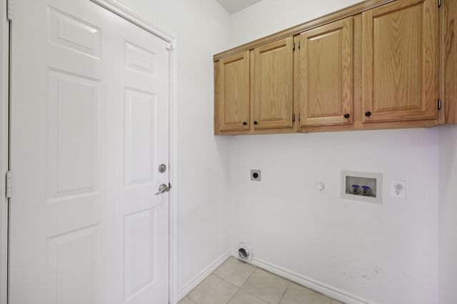 2009 Hearthside Lane, Garland, TX 75044