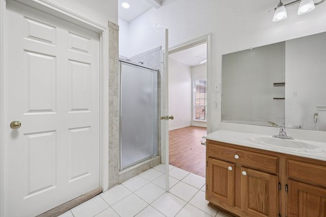 2009 Hearthside Lane, Garland, TX 75044