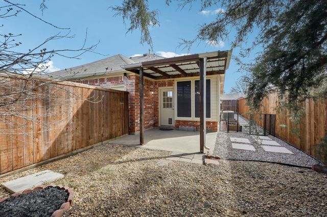 2009 Hearthside Lane, Garland, TX 75044