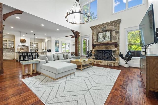 1404 Briarwood Street NE, Brookhaven, GA 30319