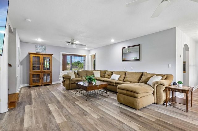 1460 GROVE STREET, Eustis, FL 32726