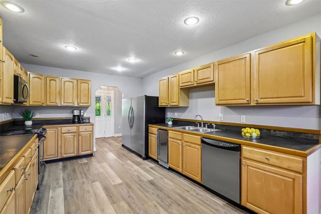 1460 GROVE STREET, Eustis, FL 32726