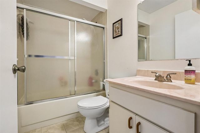 1460 GROVE STREET, Eustis, FL 32726