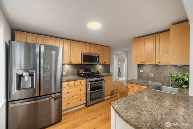 17800 185th Avenue NE, Woodinville, WA 98072