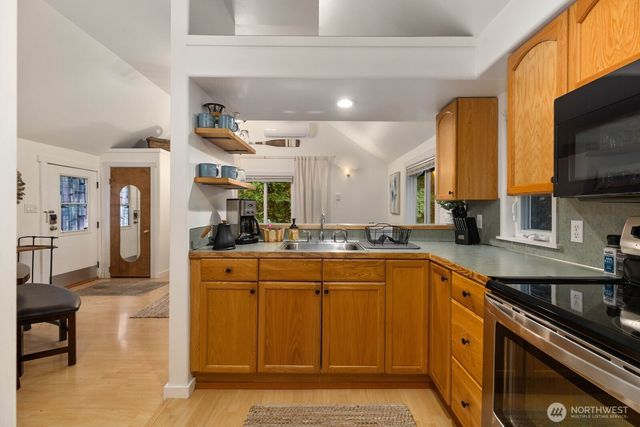 17800 185th Avenue NE, Woodinville, WA 98072