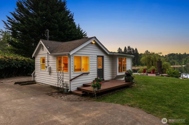 17800 185th Avenue NE, Woodinville, WA 98072