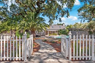 1881 Madrona Ave, St. Helena, CA 94574