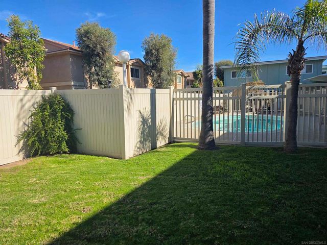 4231 Lowell St 14, La Mesa, CA 91941