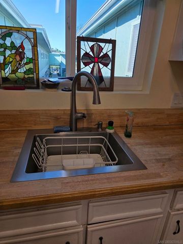 4231 Lowell St 14, La Mesa, CA 91941