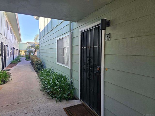 4231 Lowell St 14, La Mesa, CA 91941