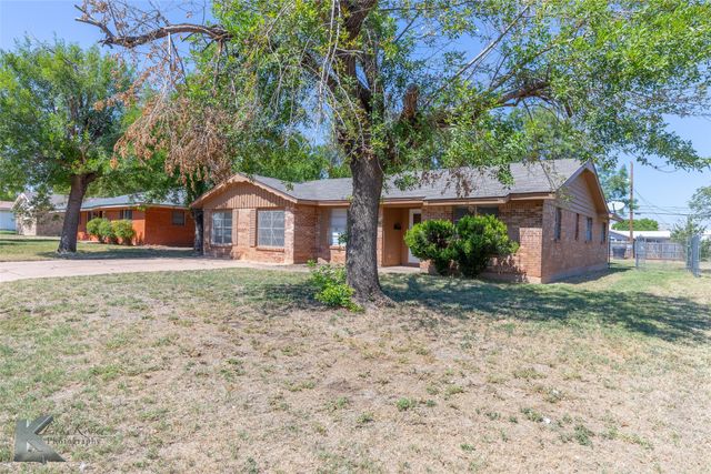 942 E North 12th Street, Abilene, TX 79601