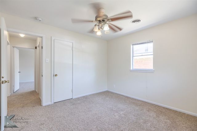 942 E North 12th Street, Abilene, TX 79601