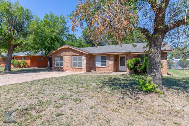 942 E North 12th Street, Abilene, TX 79601