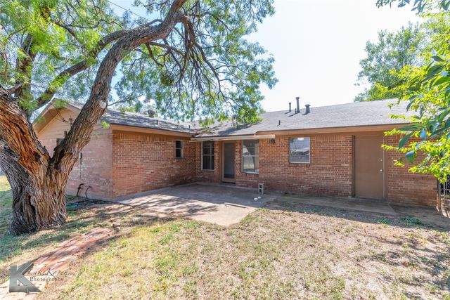 942 E North 12th Street, Abilene, TX 79601