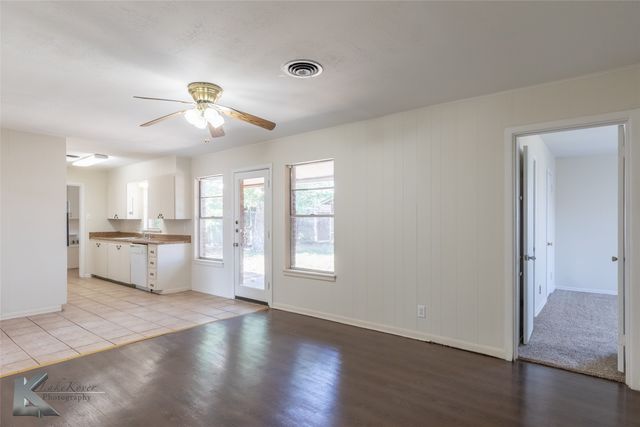 942 E North 12th Street, Abilene, TX 79601