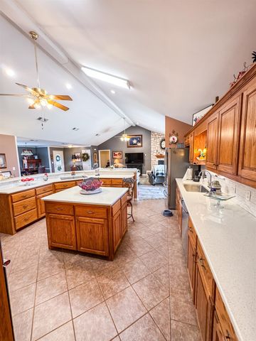 2085 Highway 155, Linden, TX 75563