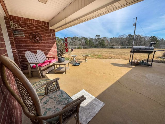 2085 Highway 155, Linden, TX 75563