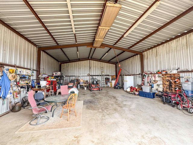 2085 Highway 155, Linden, TX 75563