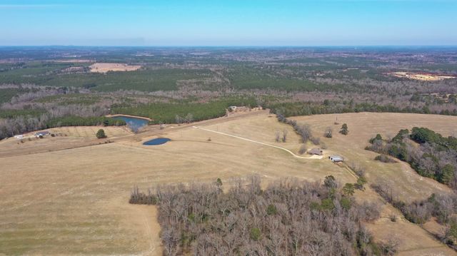 2085 Highway 155, Linden, TX 75563