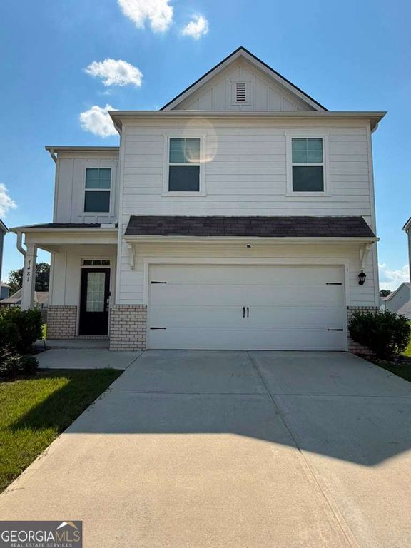 7481 Hawk Tail Way, Fairburn, GA 30213