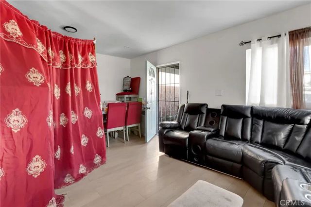 2110 E Hatchway, Compton, CA 90222