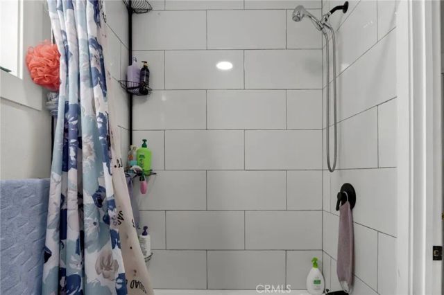 2110 E Hatchway, Compton, CA 90222