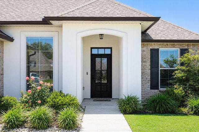 235 Cessna Drive, Shreveport, LA 71106