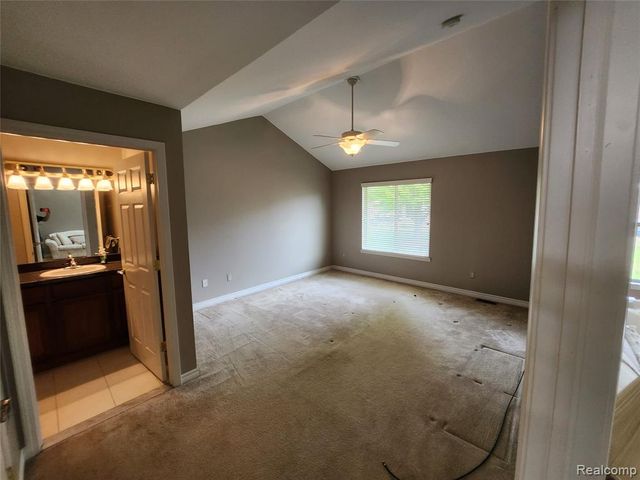 6869 N Central Park, Shelby Twp, MI 48317