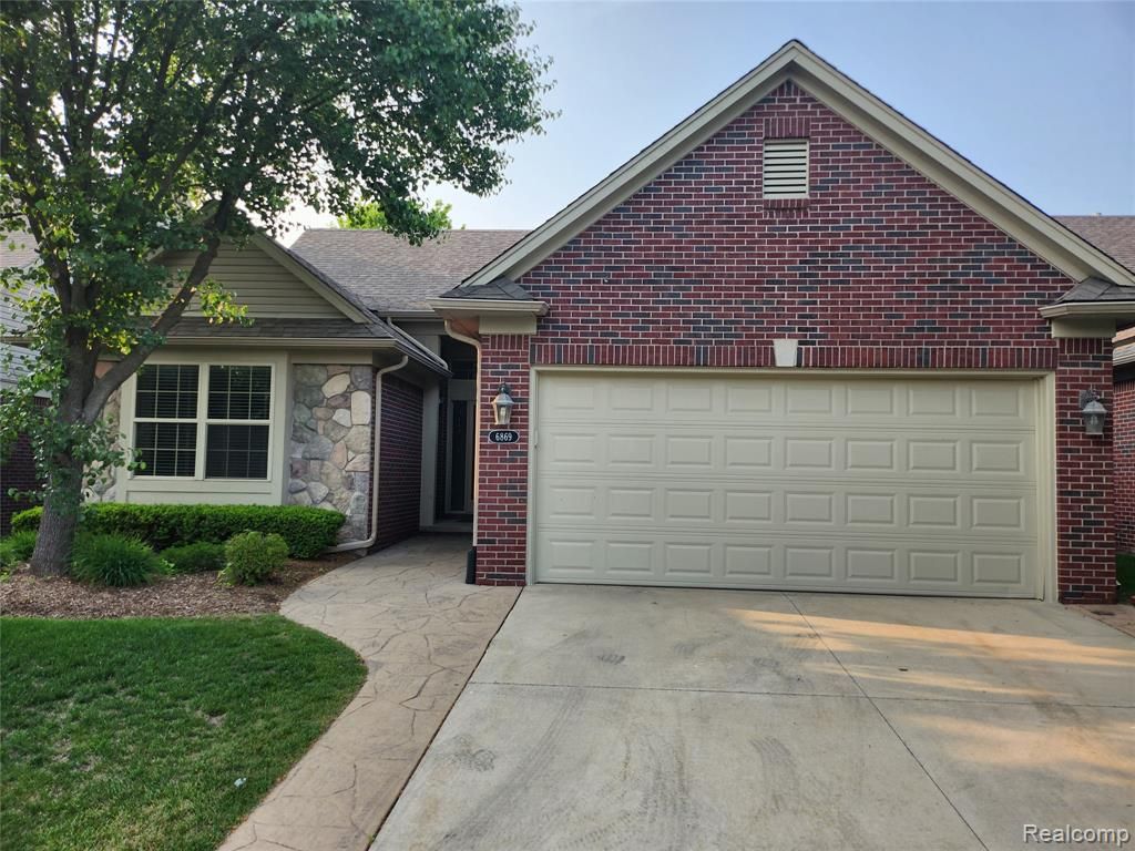 6869 N Central Park, Shelby Twp, MI 48317