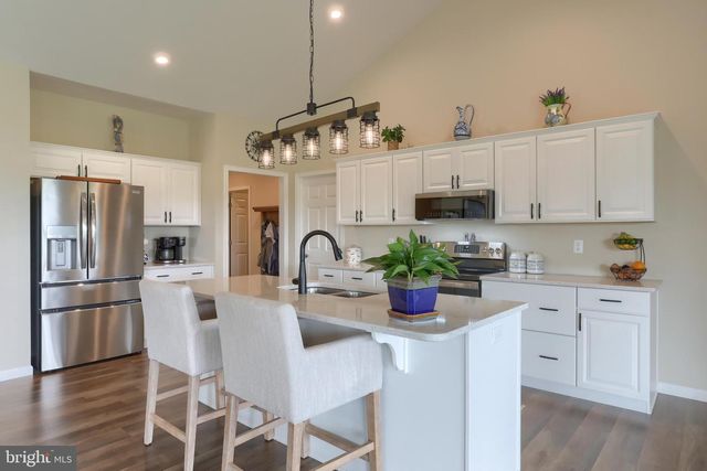 456 STONE GATE BLVD L-0154, Annville, PA 17003