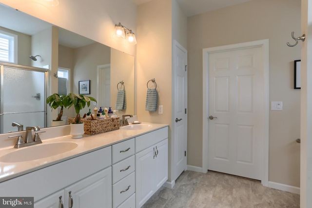 456 STONE GATE BLVD L-0154, Annville, PA 17003