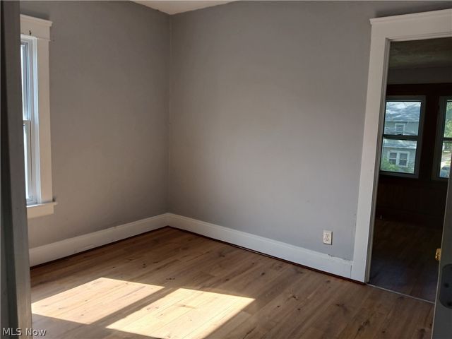 15409 Parkgrove Avenue, Cleveland, OH 44110